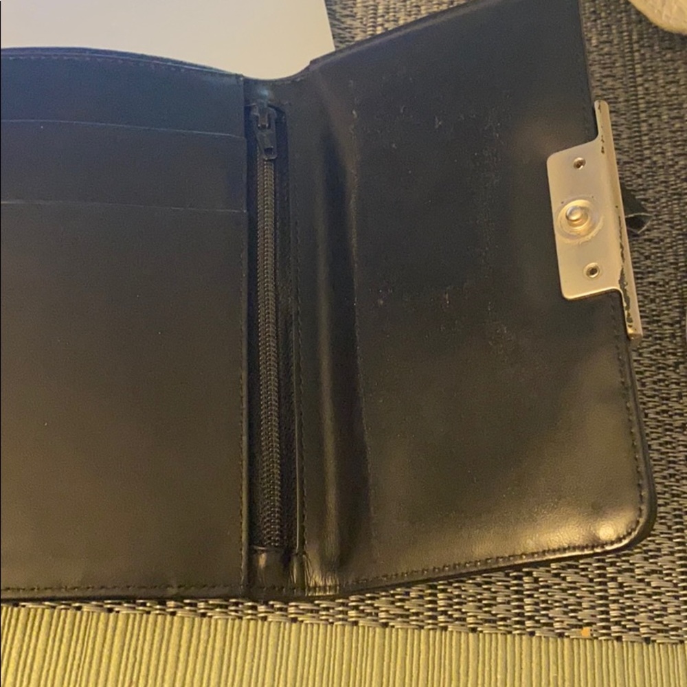 Wallet - Picture 3 of 4